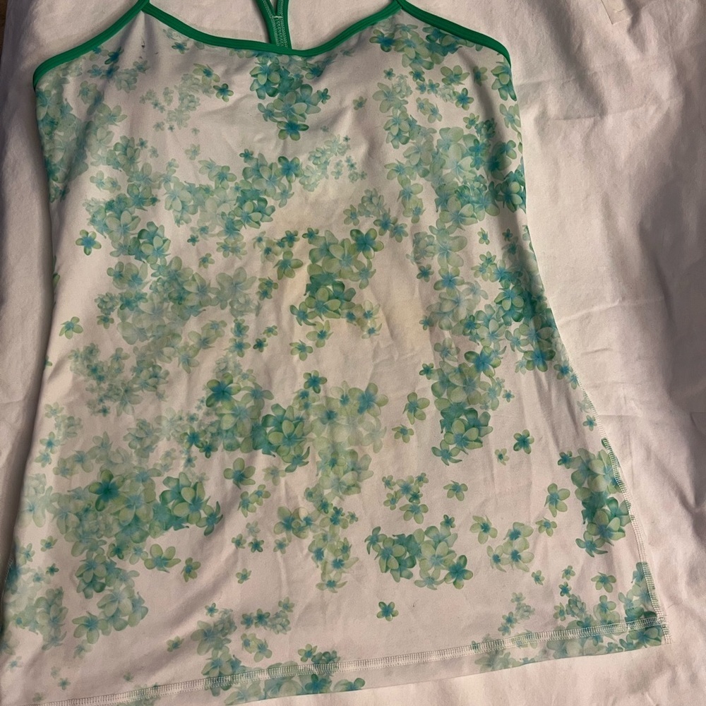LULULEMON ATLETICA FLORAL GREEN AND WHITE TOP